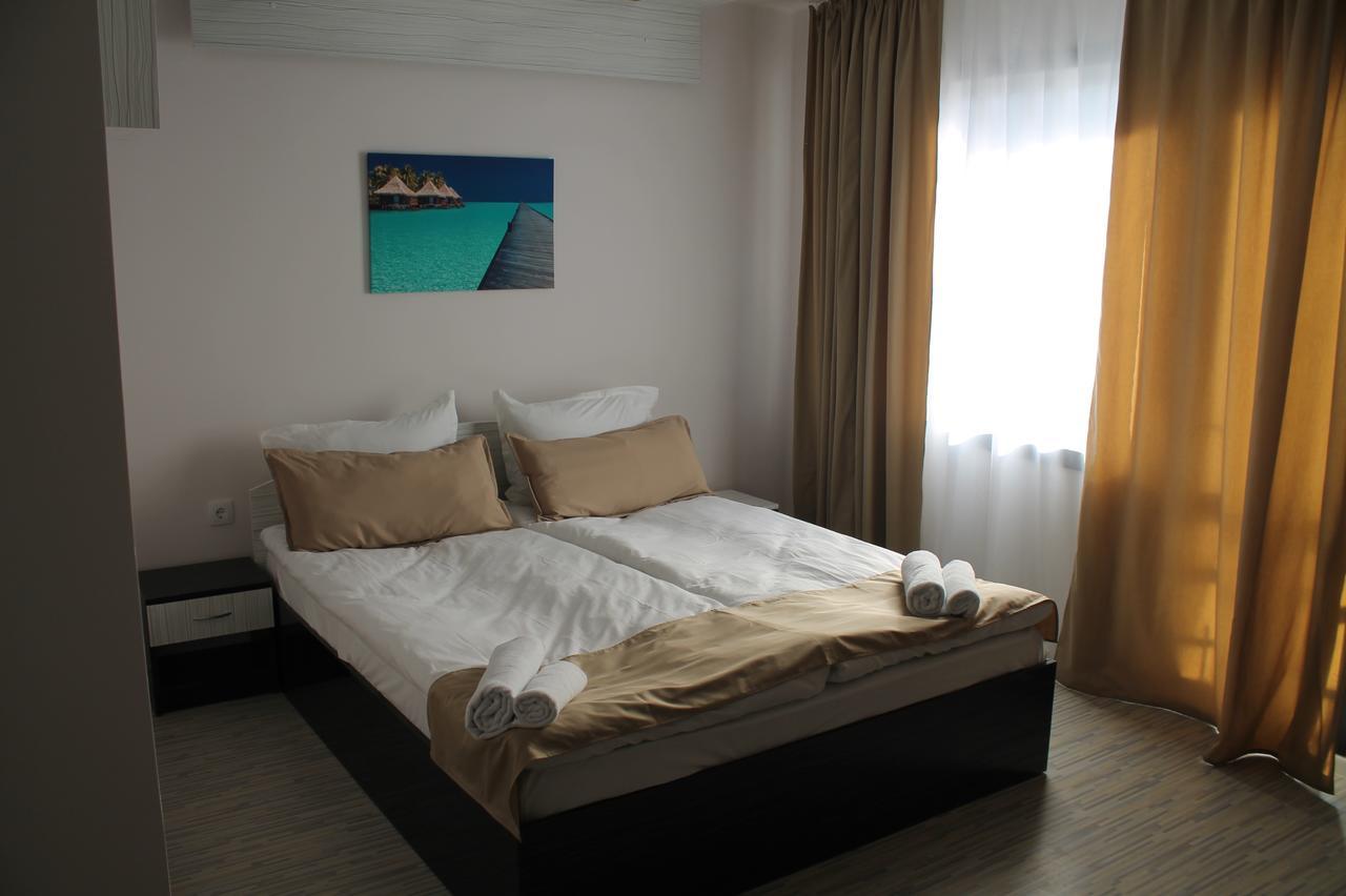 Tiara Hotel Добрич Екстериор снимка
